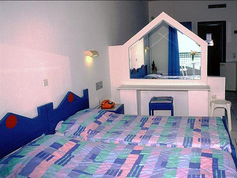 Flisvos Beach (Adults Only) Apartment Ретимно Екстериор снимка