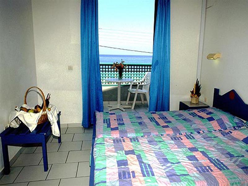 Flisvos Beach (Adults Only) Apartment Ретимно Екстериор снимка